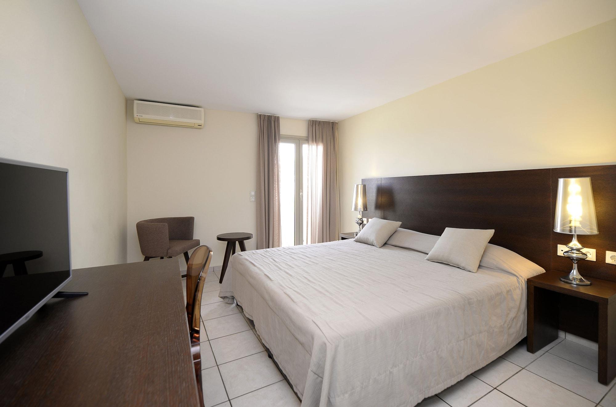 Golden Beach Hersonissos  Exterior photo