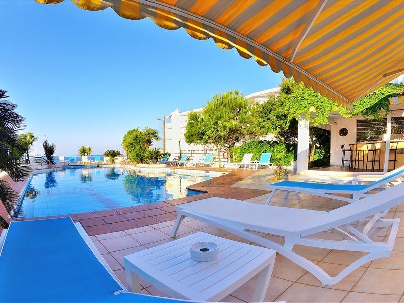 Golden Beach Hersonissos  Exterior photo