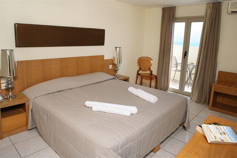 Golden Beach Hersonissos  Exterior photo