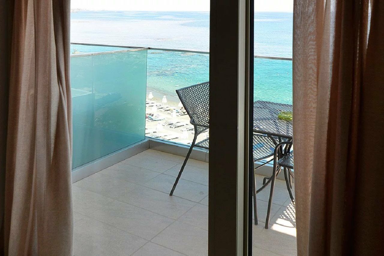 Golden Beach Hersonissos  Exterior photo